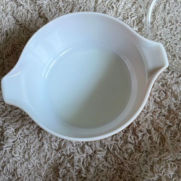 Vintage Pyrex Butterfly Gold 475-B Casserole Bowl with Lid 2.5 L - Picture 10 of 16